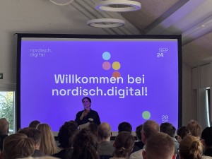 Kathrin Fischer als Moderatorin